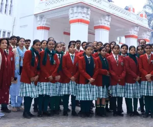 राधाकृष्णा अकादमी के विद्यार्थियों का शैक्षणिक भ्रमण : UP विधान सभा से GPO और आधुनिक व्यापार तक मिला अनोखा अनुभव