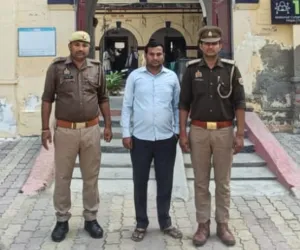 एक्शनमोड में बलिया पुलिस, यौन शोषण के आरोप में वन दlरोगा गिरफ्तार
